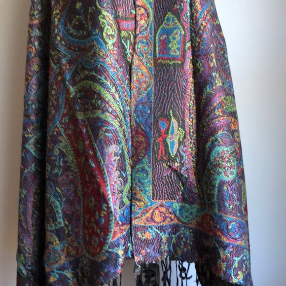 72”x27” Beautiful Woven Shawl Wrap Scarf NWOT - Picture 2 of 9